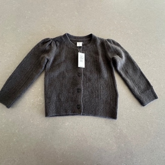 NWT-Gap Girl's Gray Cardigan 3T Sweater - Picture 1 of 5